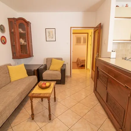 Mario With Terrace And Sea View * Baska (Krk)