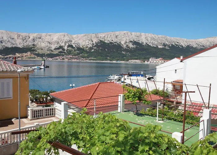 Apartment Mario With Terrace And Sea View Baska (Krk)
