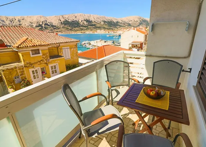 Mario With Terrace And Sea View Baska (Krk)