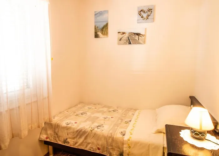 Mario With Terrace And Sea View Apartment Baska (Krk)