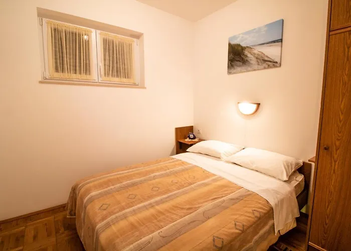 Mario With Terrace And Sea View * Baska (Krk)
