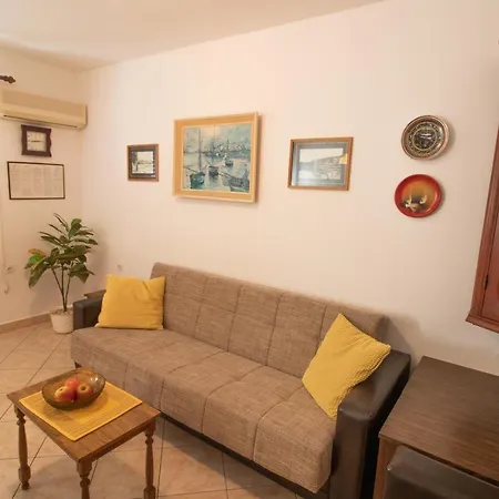 Apartment Mario With Terrace And Sea View Baška